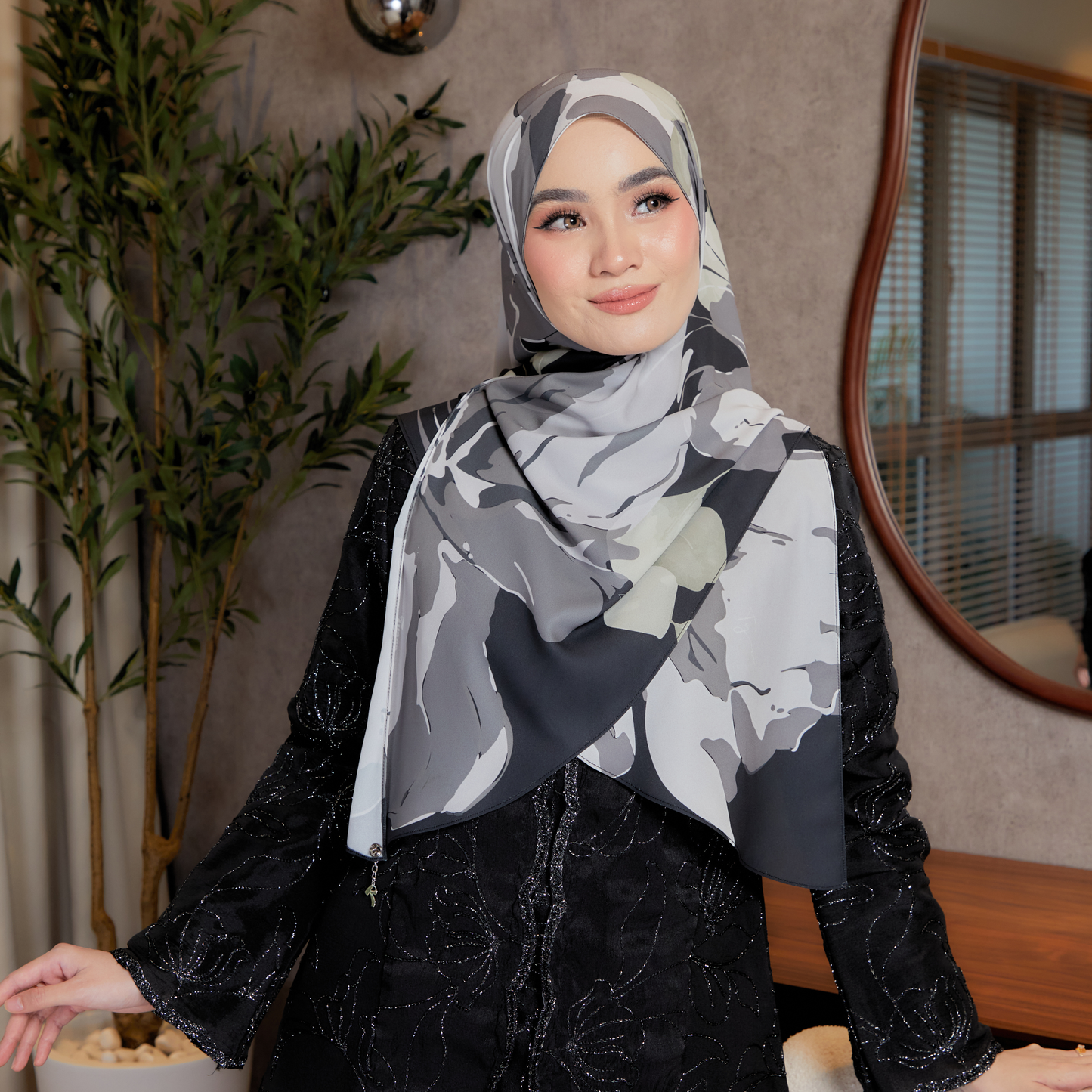 Lestari Night Bloom