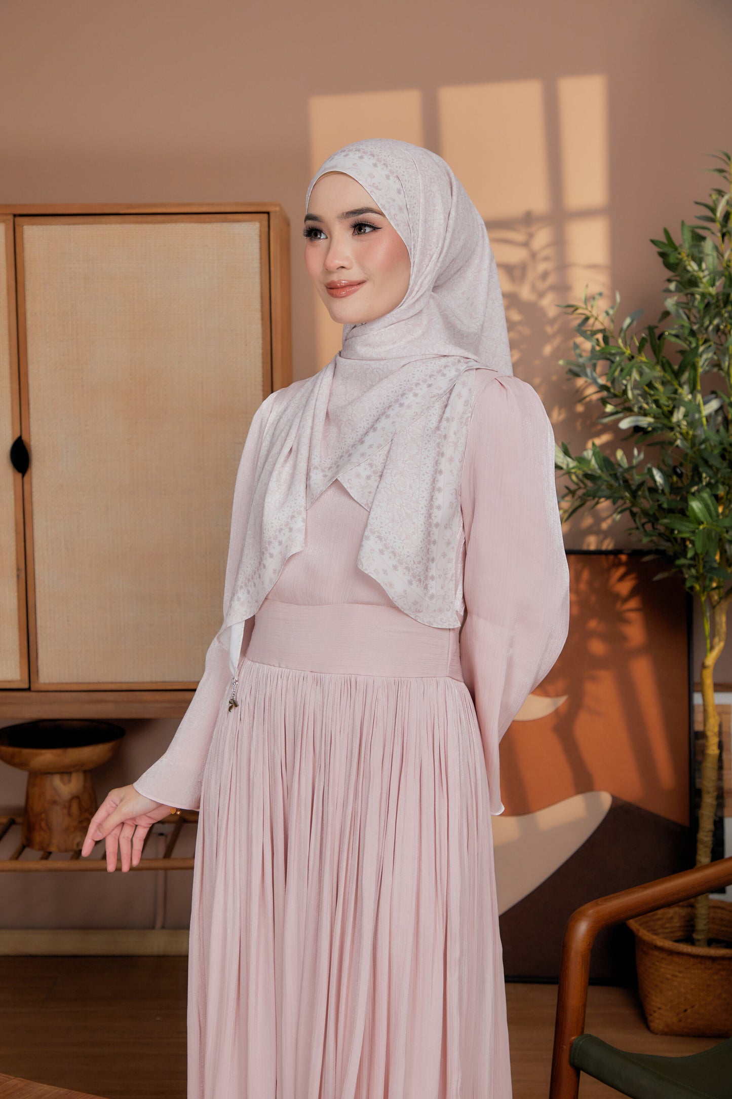 Dinda Blush Pink