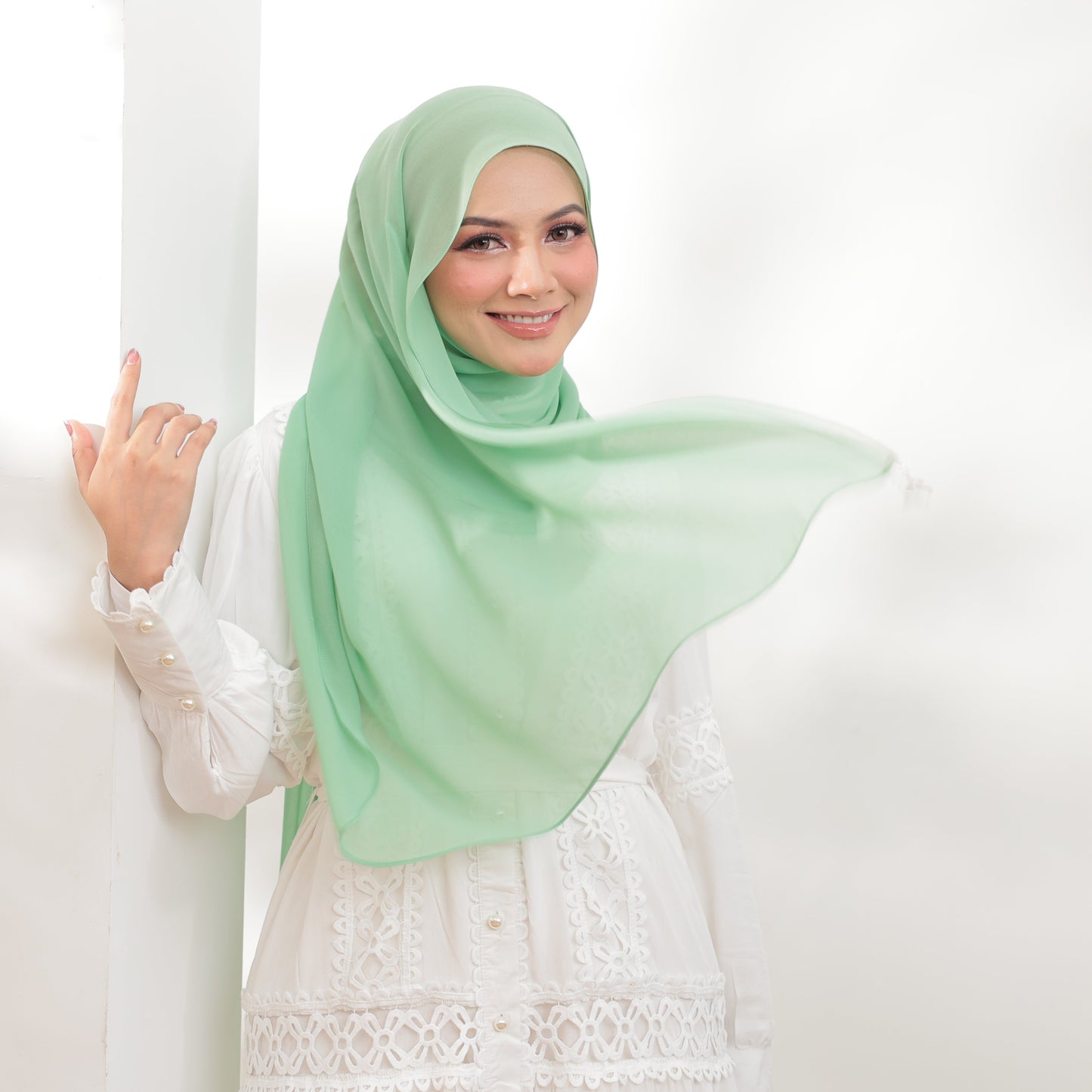 Defect Alaya Shawl