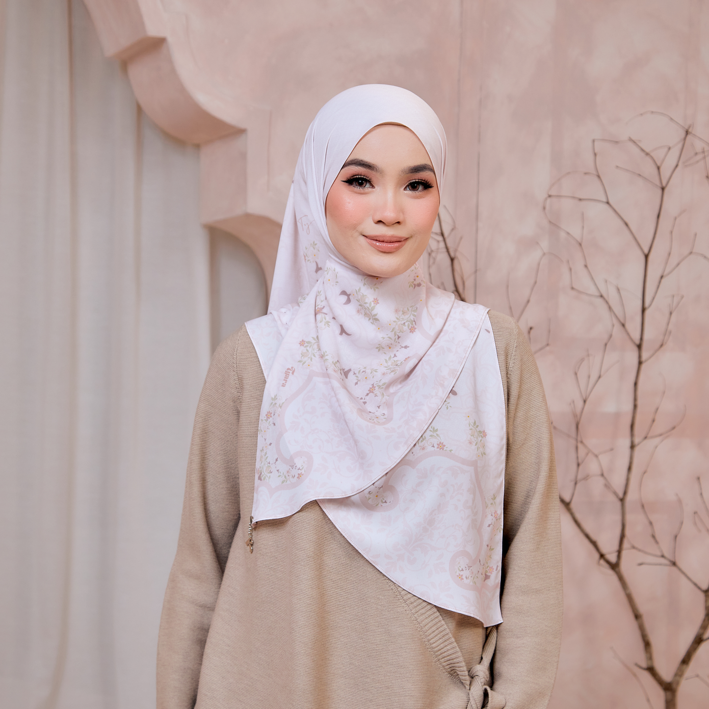 Hejra Pink Rose