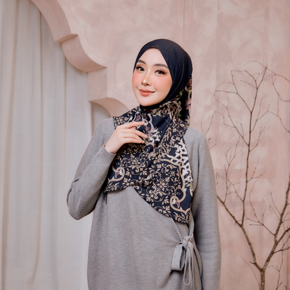 Hejra Black Pink