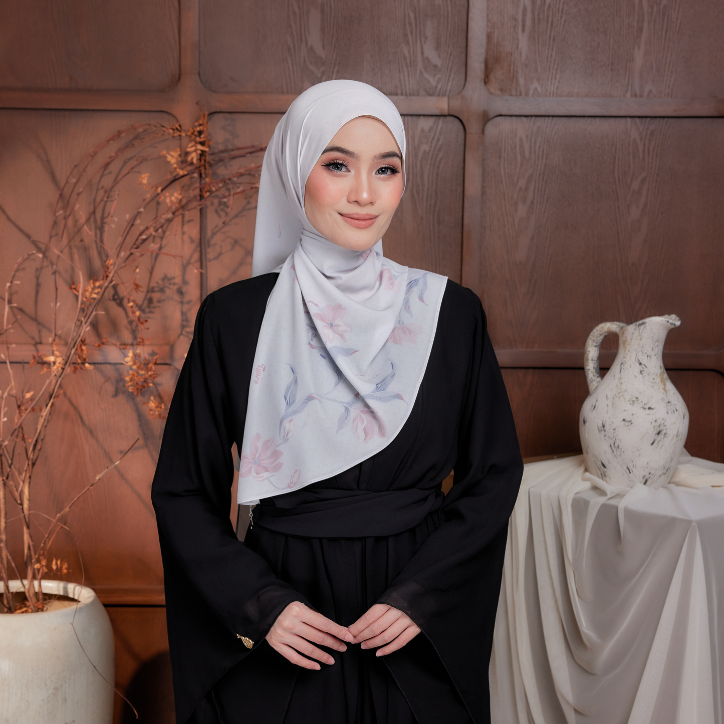 Ratna Sky Cover
