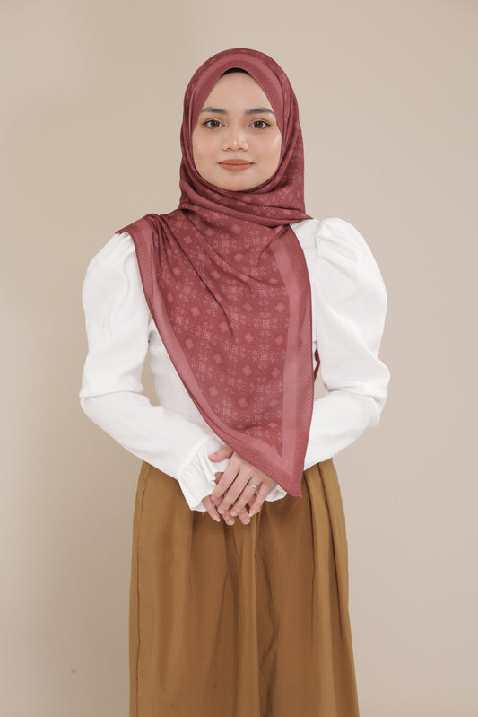 Elora Deep Red