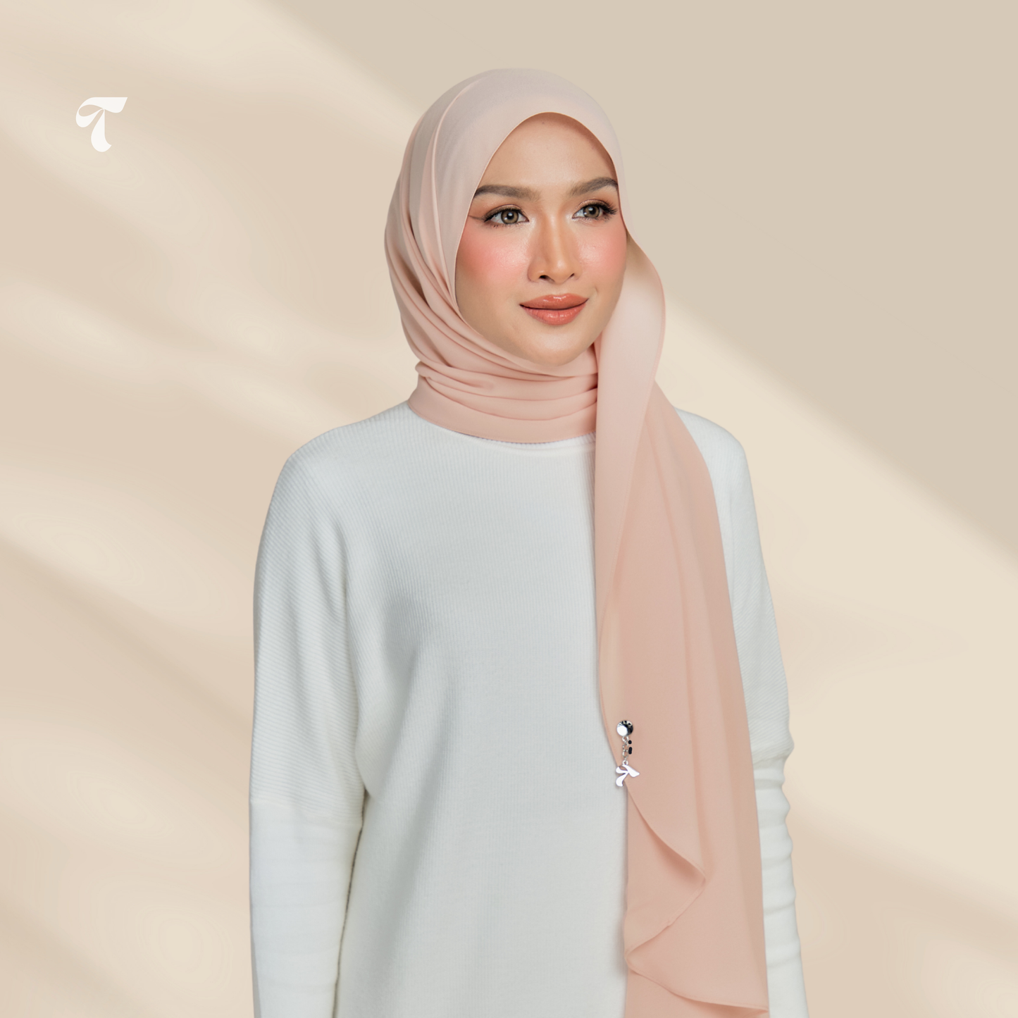Vera Apricot