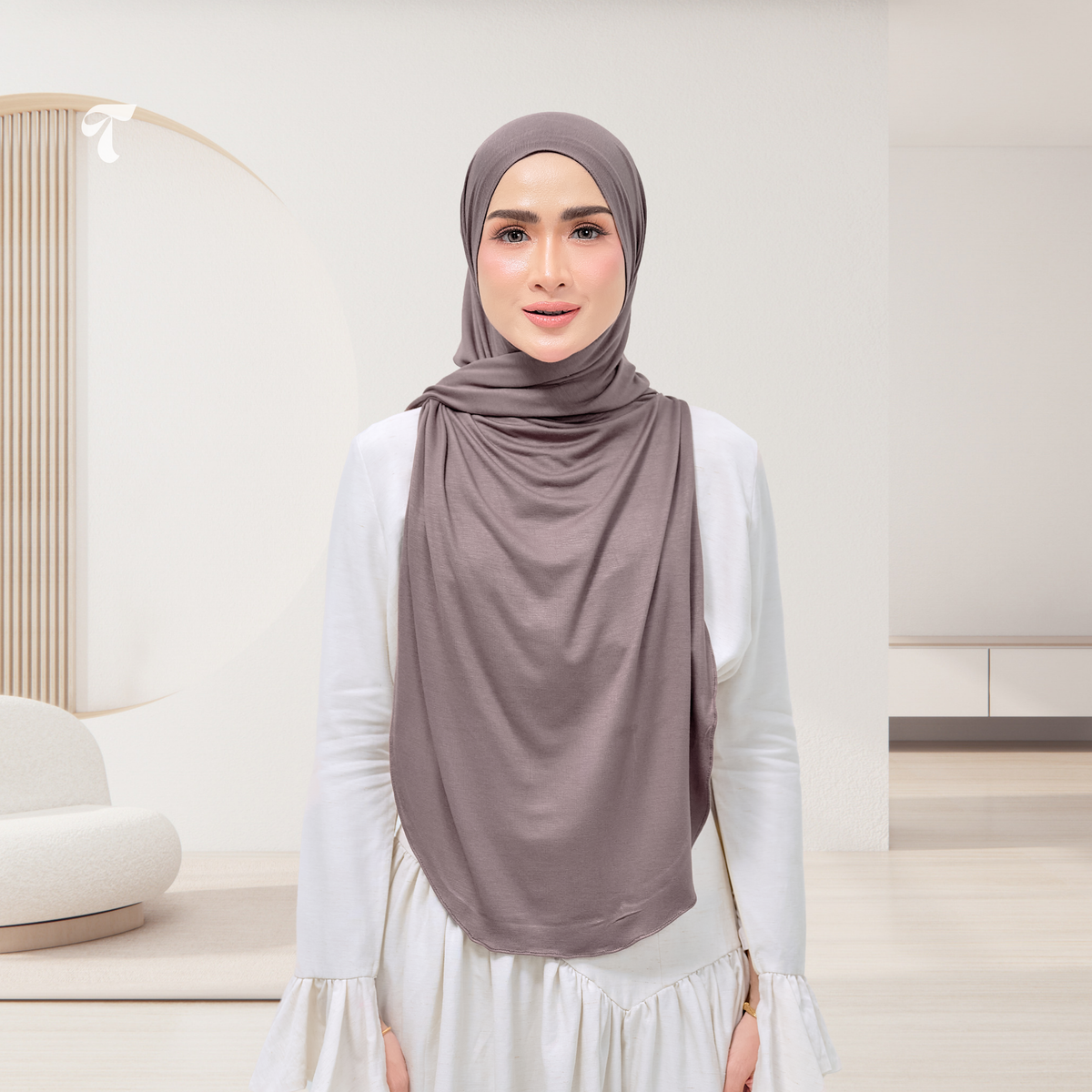 Izy Ash Brown