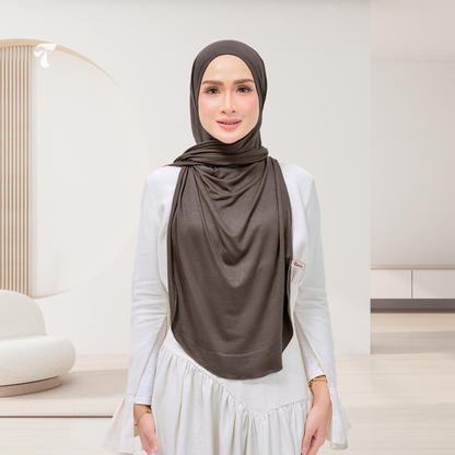 Izy Blackish Brown