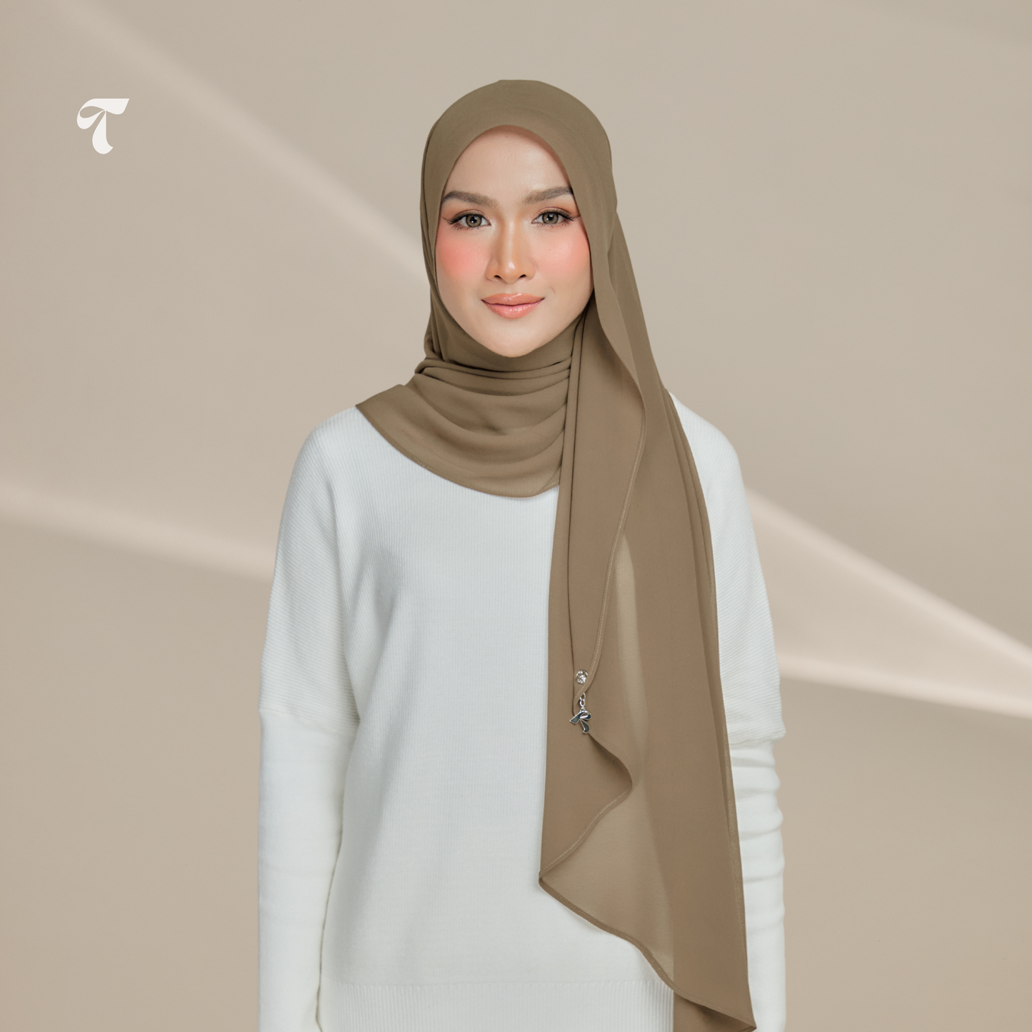 Camel Green