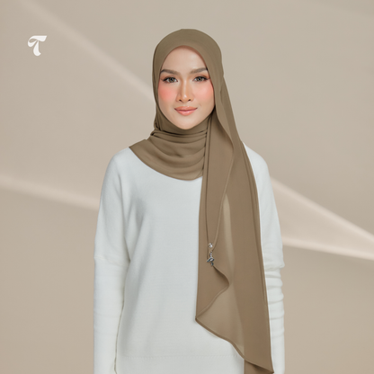 Camel Green