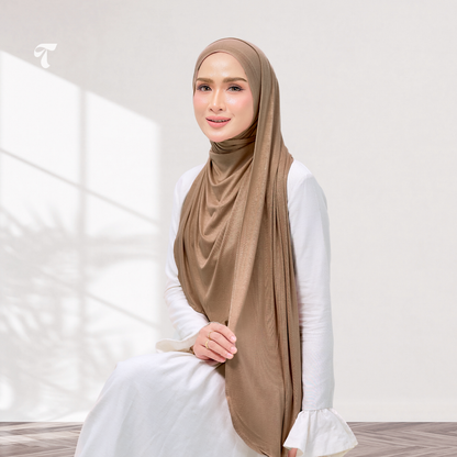 Izy Camel (With Inner)