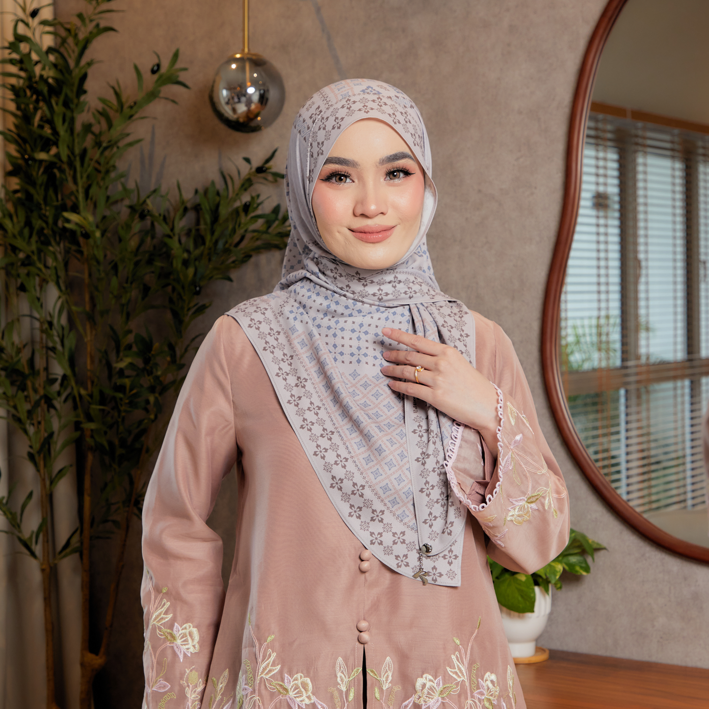 Palas Clay Grey