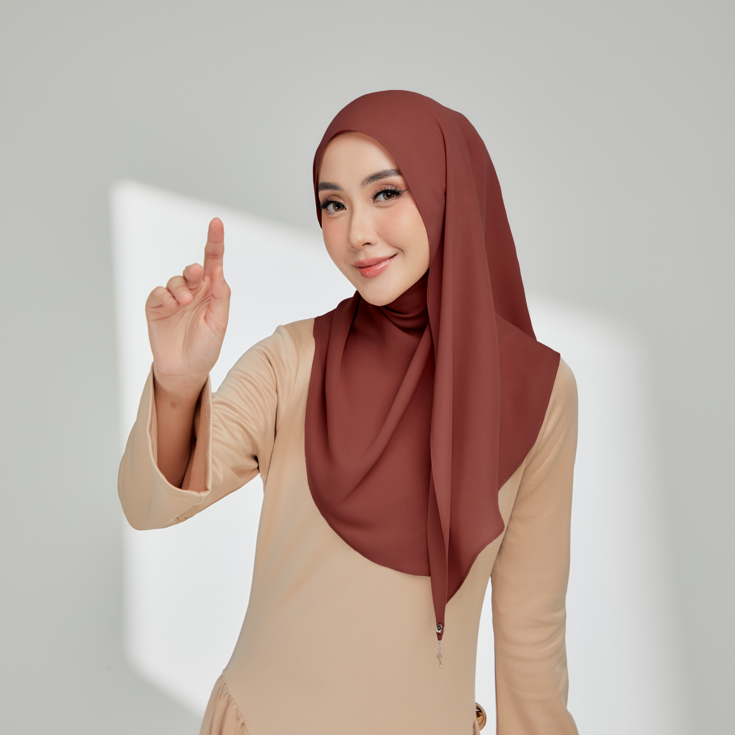 Basic in Dark Terracota
