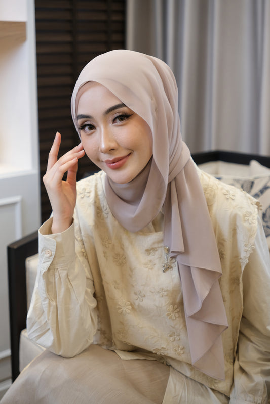 Thea Silky Taupe