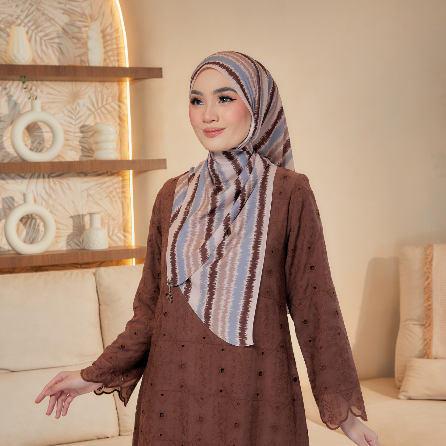 Linea Ixora Brown