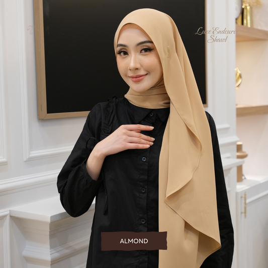 Luxe Almond