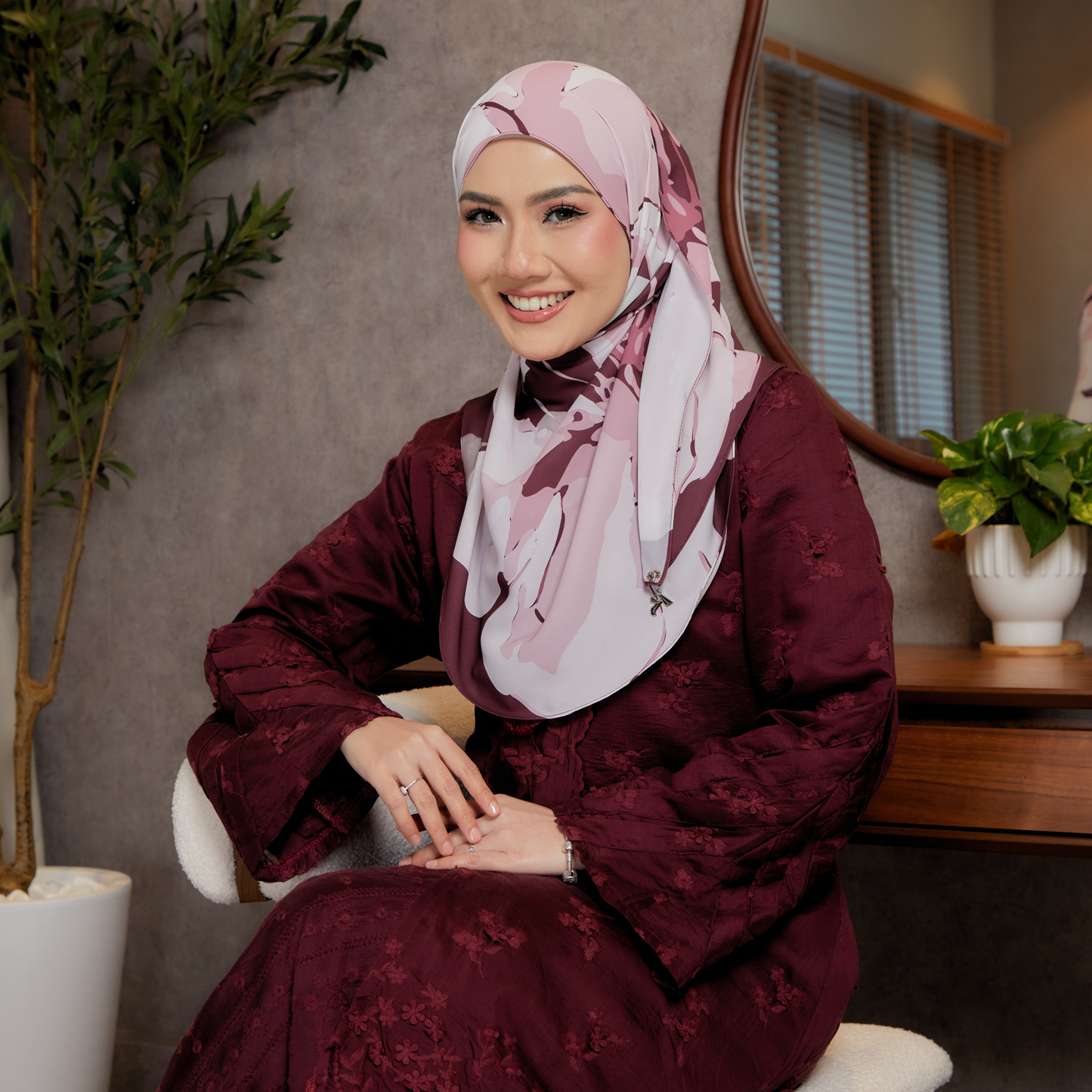 Lestari Magenta