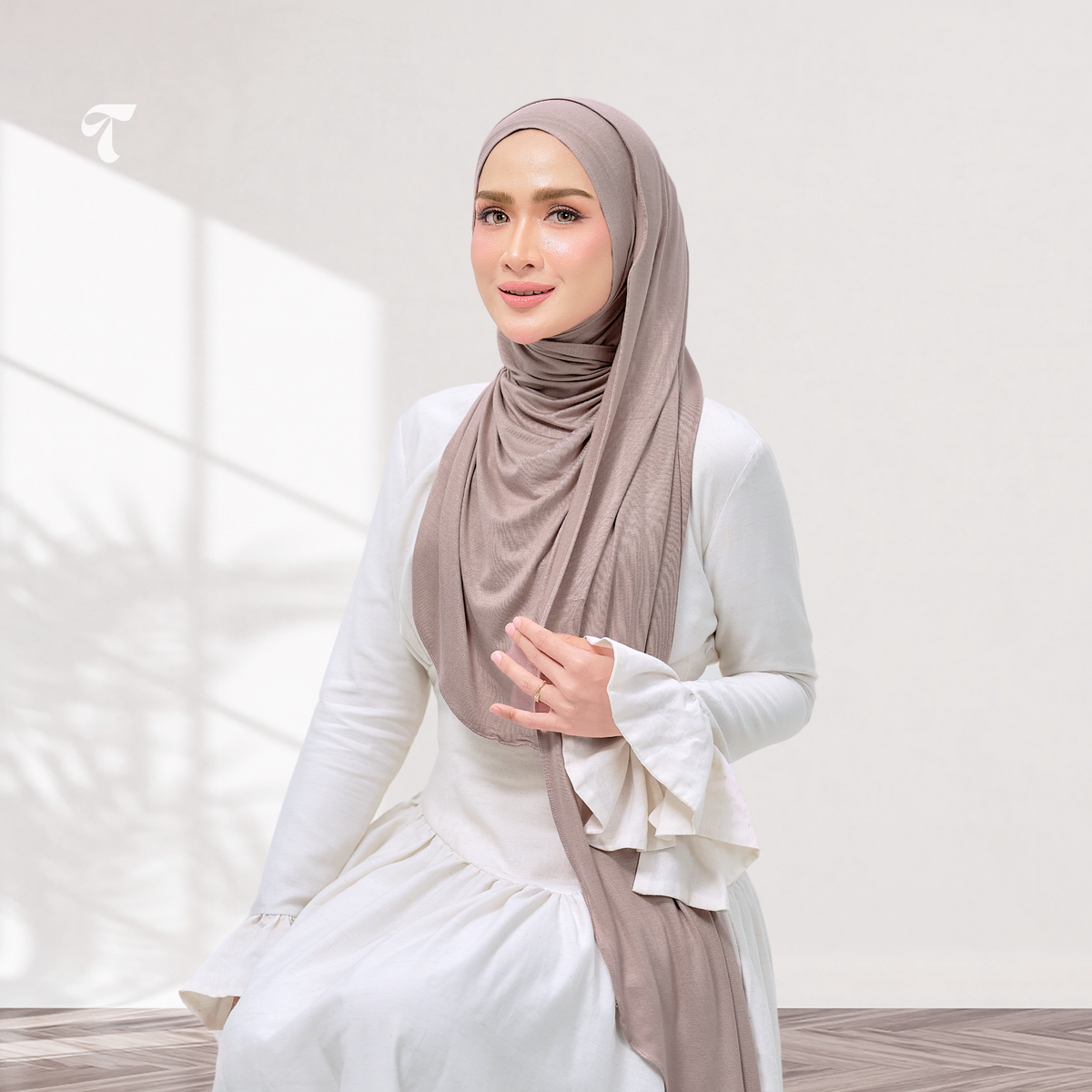 Izy Neutral (With Inner)