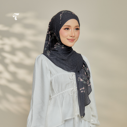 Zahra Rich Black