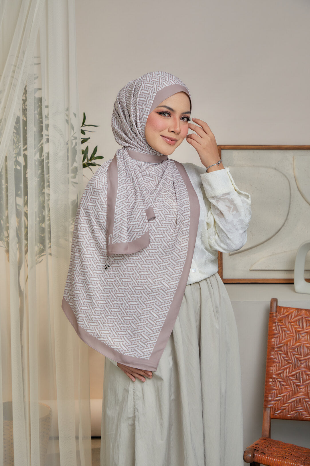 Defect Anyaman Shawl