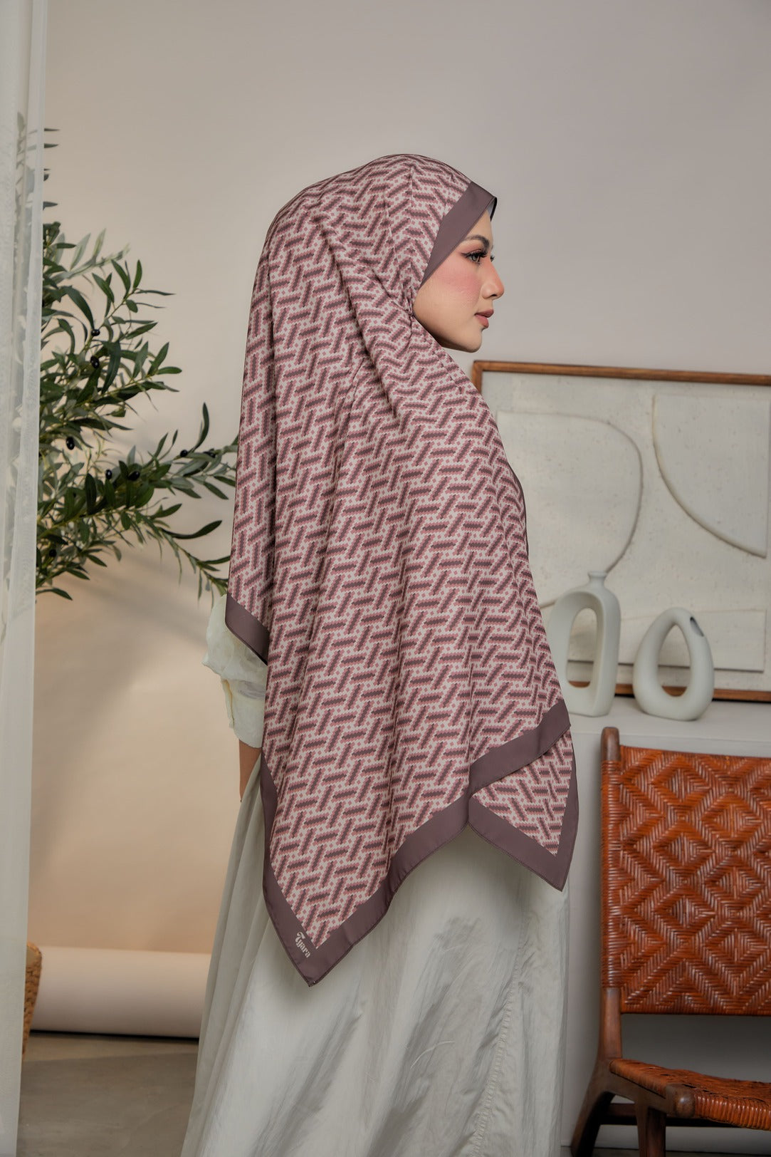 Defect Anyaman Shawl