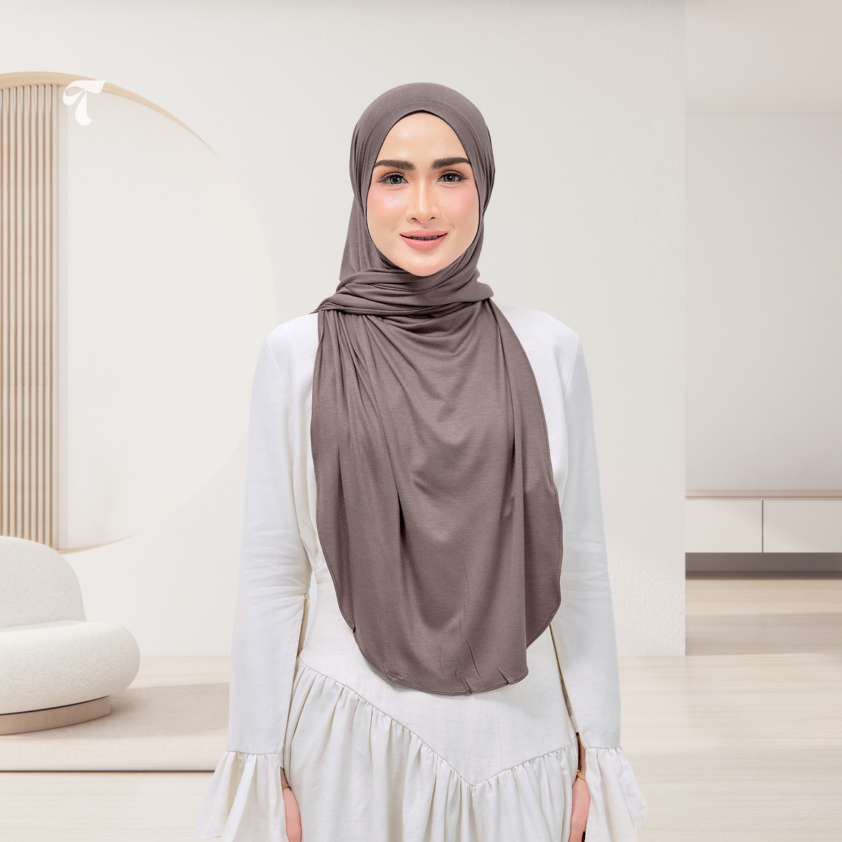 Izy Walnut