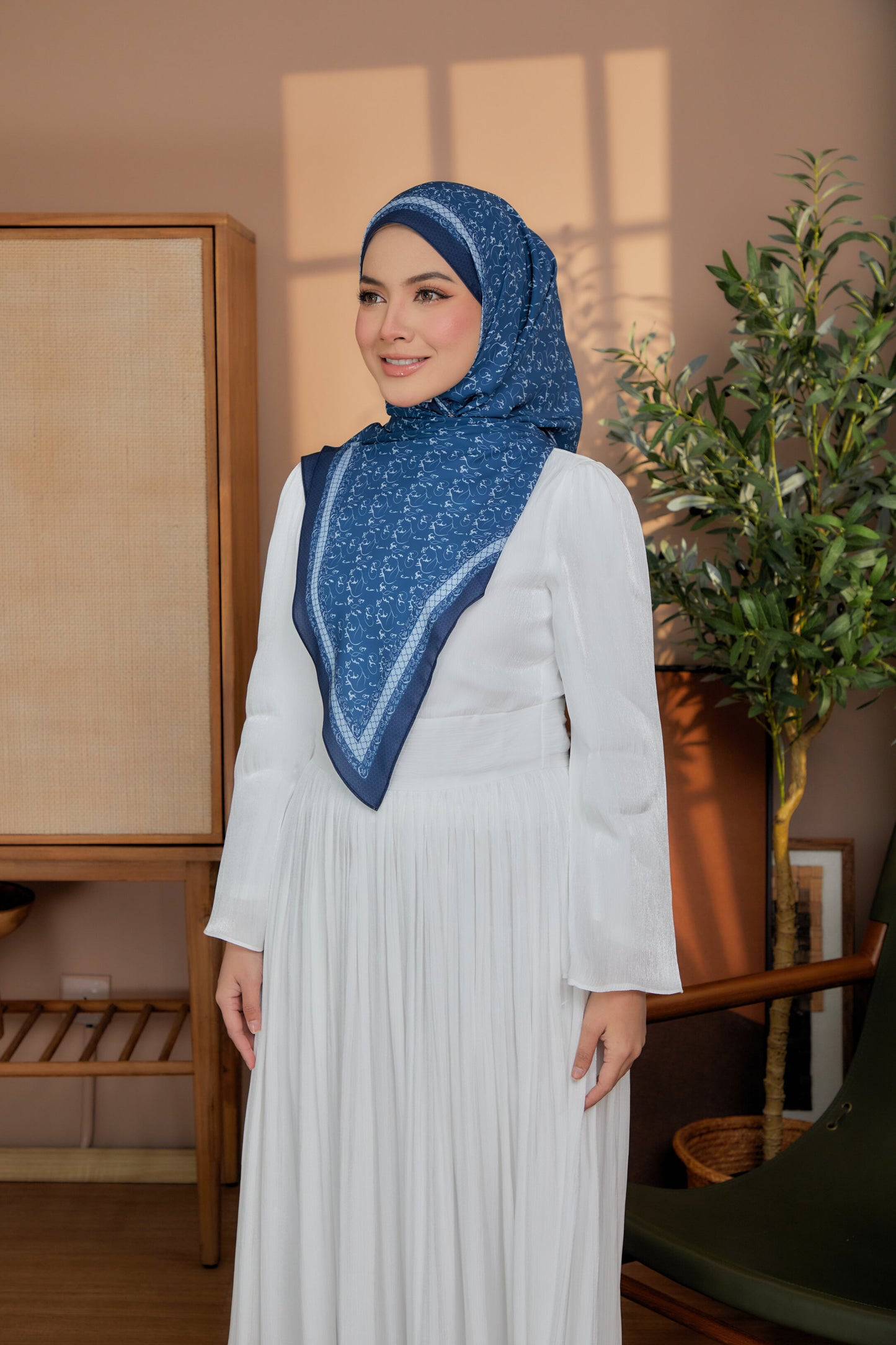 Akar Deep Blue